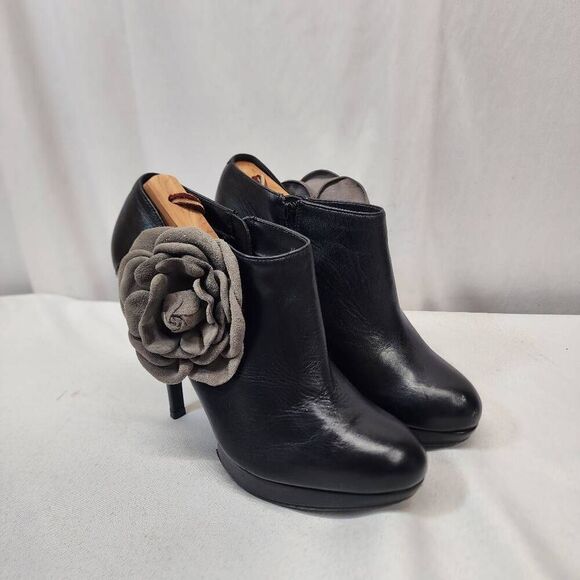 Kelsi Dagger Size 8 Rosabella Platform Ankle Booties w/Suede Gray Roses Leather - Picture 2 of 15